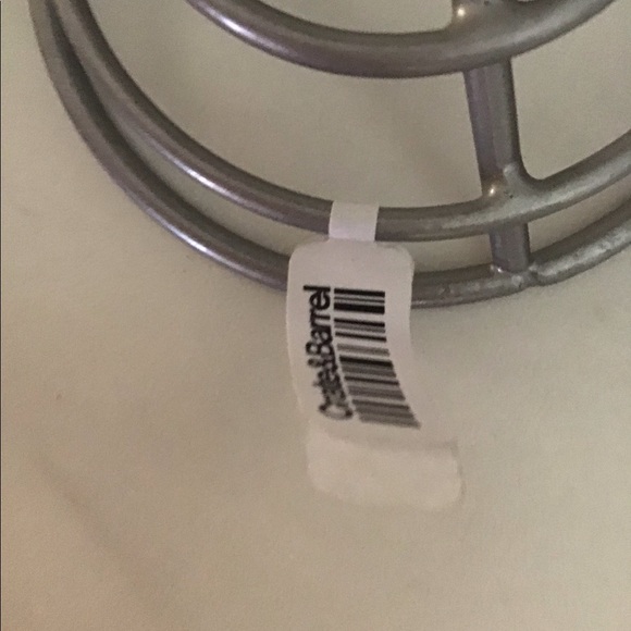 6 Crate & Barrel French fry holders metal - Picture 5 of 7